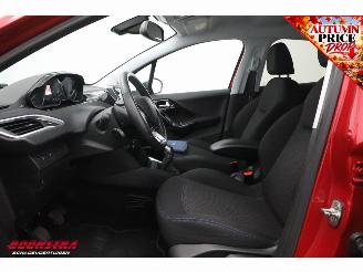Peugeot 208 1.2 PureTech Signature Cruise Navi Airco Apple/Android PDC picture 17