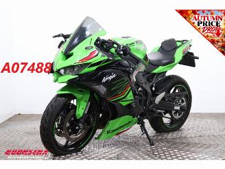Schade motor Kawasaki  Ninja ZX-4RR ABS Akrapovic 2.984 km! 2025/11
