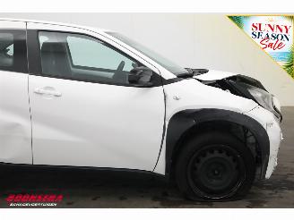 Toyota Aygo 1.0 VVT-i MT Play ACC Navi Airco Apple/Android Camera PDC picture 6