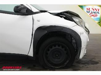 Toyota Aygo 1.0 VVT-i MT Play ACC Navi Airco Apple/Android Camera PDC picture 7