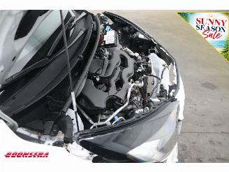 Toyota Aygo 1.0 VVT-i MT Play ACC Navi Airco Apple/Android Camera PDC picture 12
