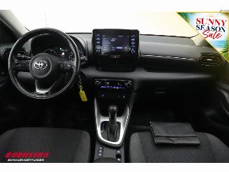 Toyota Yaris 1.5 Hybrid Active Cruise Clima SHZ Apple/Android Camera PDC picture 11