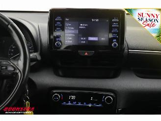 Toyota Yaris 1.5 Hybrid Active Cruise Clima SHZ Apple/Android Camera PDC picture 12