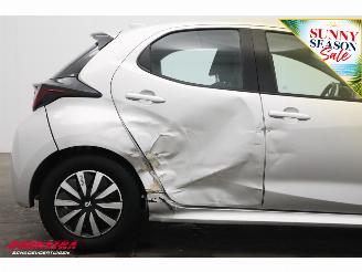 Toyota Yaris 1.5 Hybrid Active Cruise Clima SHZ Apple/Android Camera PDC picture 5