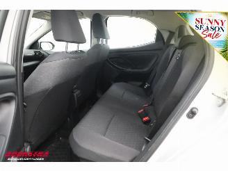 Toyota Yaris 1.5 Hybrid Active Cruise Clima SHZ Apple/Android Camera PDC picture 14