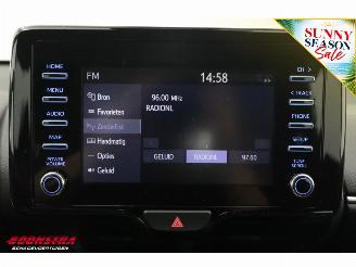 Toyota Yaris 1.5 Hybrid Active Cruise Clima SHZ Apple/Android Camera PDC picture 18