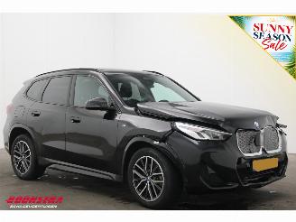 BMW iX1 eDrive20 67 kWh M Sport Pano ACC Navi Clima SHZ Apple/Android Camera PDC AHK picture 2