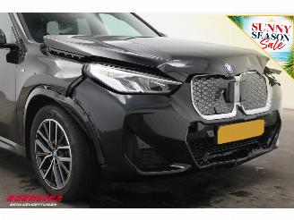 BMW iX1 eDrive20 67 kWh M Sport Pano ACC Navi Clima SHZ Apple/Android Camera PDC AHK picture 5