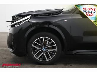 BMW iX1 eDrive20 67 kWh M Sport Pano ACC Navi Clima SHZ Apple/Android Camera PDC AHK picture 12