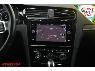 Volkswagen Golf 2.0 TSI DSG GTI Performance Dynaudio ACC Schuifdak SHZ Apple/Android PDC picture 17