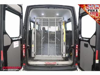 Volkswagen Crafter 2.0 TDI Rolstoellift Taxi-klaar Tribus Cruise Airco Bluetooth picture 5
