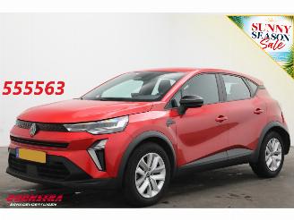 Schadeauto Renault Captur 1.6 E-Tech full hybrid 145 evolution Cruise Navi Airco Apple/Android Camera PDC 2024/10