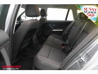 BMW 3-serie Touring 318i Aut. Business Line Navi Clima Cruise PDC AHK picture 9