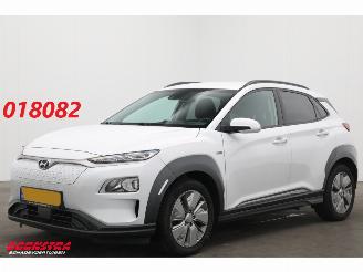 Damaged car Hyundai Kona EV Fashion 64 kWh HUD ACC Navi Clima Apple/Android Camera PDC 2020/12