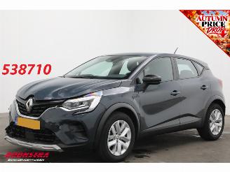Voiture accidenté Renault Captur 1.6 E-Tech Hybrid 145 Zen Cruise Navi Clima Camera PDC 2022/8