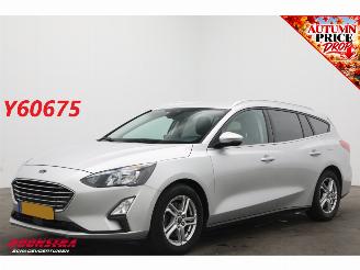 uszkodzony samochody osobowe Ford Focus 1.0 EcoBoost Cruise Navi Airco Apple/Android Camera PDC AHK 2020/10