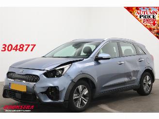 Coche accidentado Kia Niro 1.6 GDi Hybrid Edition ACC Clima Apple/Android Camera PDC AHK 2019/8