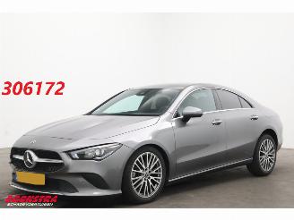 krockskadad bil auto Mercedes Cla-klasse 180 Luxury Line ACC Navi Clima Apple/Android Camera SHZ PDC 2022/8