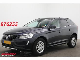 Schadeauto Volvo Xc-60 2.0 D3 FWD Momentum ACC Navi Clima Leder Memory SHZ PDC 2016/1