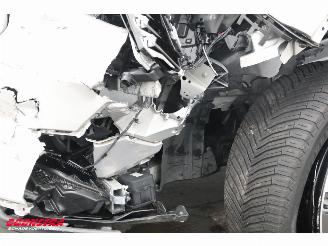 Volvo XC40 Single Motor Essential 69 kWh ACC Navi Clima SHZ Virtual Apple/Android Camera PDC picture 12