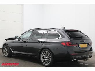 BMW 5-serie Touring 530e HE ACC HUD Panorama Memory Camera PDC AHK picture 4