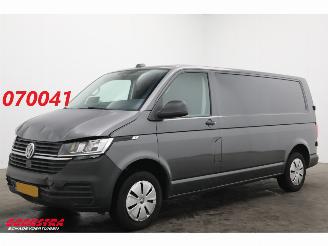 uszkodzony samochody ciężarowe Volkswagen Transporter T6.1 2.0 TDI 110 PK L2 Cruise Airco Apple/Android AHK 2023/6