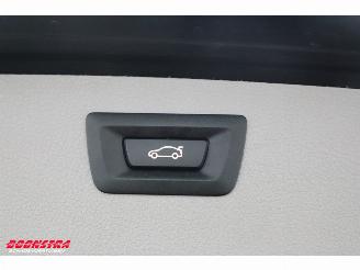BMW 3-serie Touring 318i Edition Sport line Shadow LED Navi Clima SHZ Leder PDC AHK picture 20