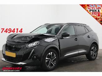 Coche accidentado Peugeot 2008 1.2 PT Aut. Allure Cruise Navi Clima Virtual Apple/Android Camera PDC 2020/7