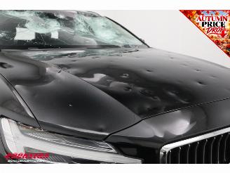 Volvo V-60 2.0 T8 Twin Engine AWD R-Design Pano ACC Virtual Memory Leder SHZ LrHZ Camera PDC AHK picture 10