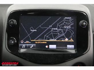 Toyota Aygo 1.0 VVT-i x-play Teilediebstahl Navi Airco Apple/Android Camera picture 18