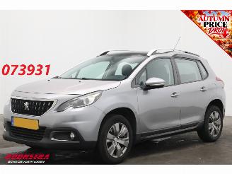 Coche accidentado Peugeot 2008 1.2 PureTech Access Pano Cruise Navi Airco Apple/Android PDC 2017/6