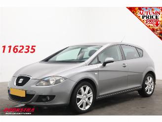 Auto incidentate Seat Leon 1.6 Stylance Cruise Clima Bluetooth PDC Org.NL + NAP 2008/7