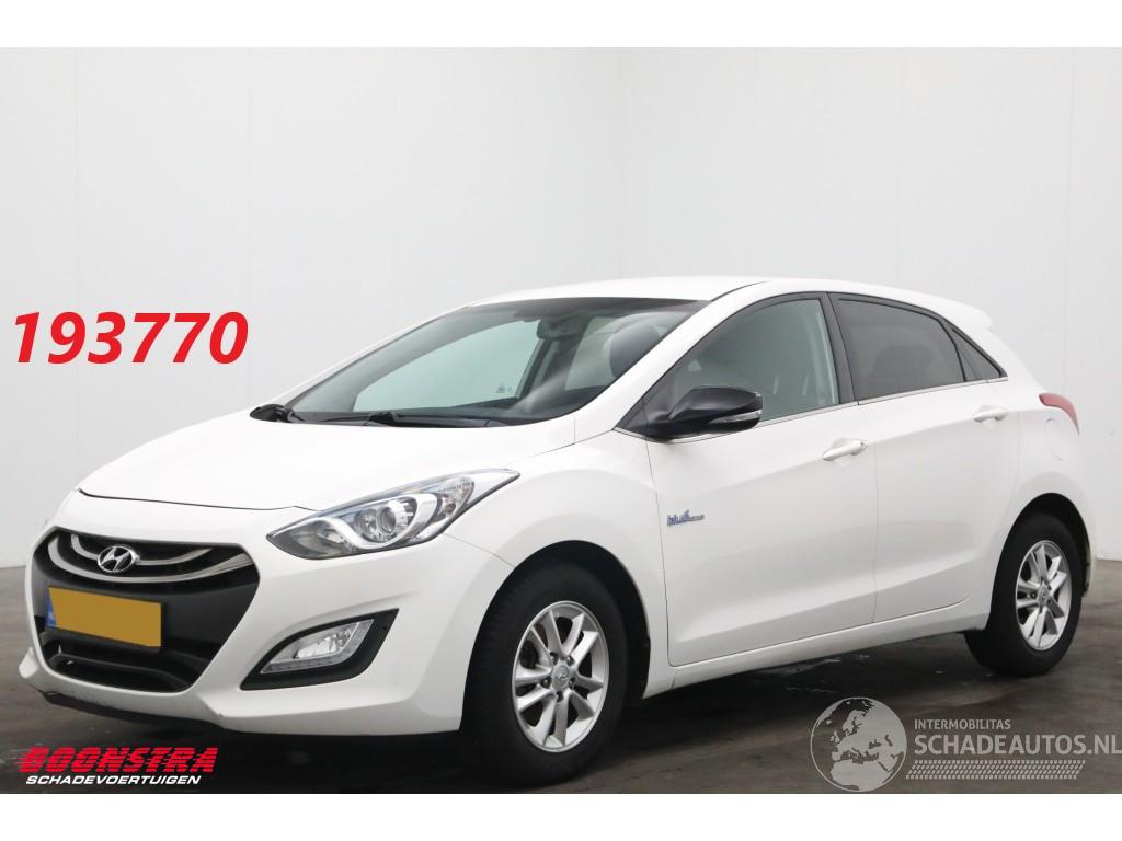 Hyundai I-30 1.6 GDI Go! Cruise Navi Clima Bluetooth Camera PDC