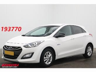 Avarii autoturisme Hyundai I-30 1.6 GDI Go! Cruise Navi Clima Bluetooth Camera PDC 2015/2