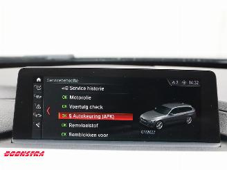 BMW 3-serie 318i Aut. M-Sport PDC Navi Clima LED LMV HIFI picture 26