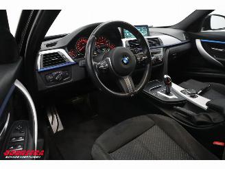 BMW 3-serie 318i Aut. M-Sport PDC Clima Navi LED LMV HIFI picture 17