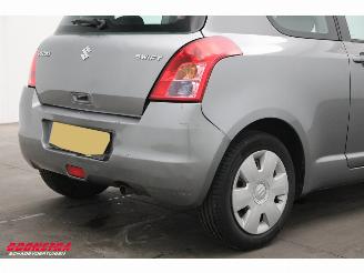 Suzuki Swift 1.3 Comfort 2e Eig. 108.123 km! picture 12