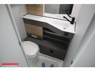 Burstner  Averso 535 TL B66 Single Beds LMV Middenkeuken picture 21