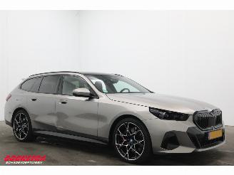 BMW 5-serie xDrive Touring M-Sport B&W HUD Pano Memory LrHZ 360° AHK picture 2
