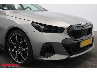 BMW 5-serie xDrive Touring M-Sport B&W HUD Pano Memory LrHZ 360° AHK picture 10