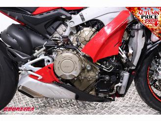 Ducati  Panigale V4 ABS LED 8.240 km! picture 12