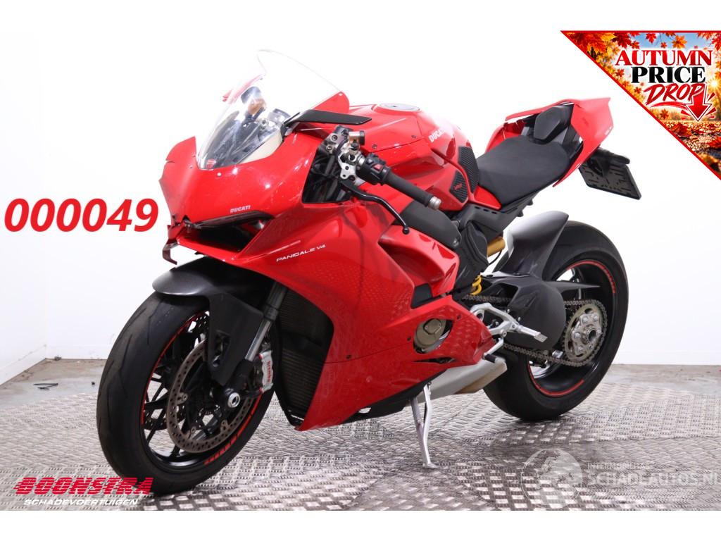 Ducati Panigale V4 ABS LED 8.240 km!