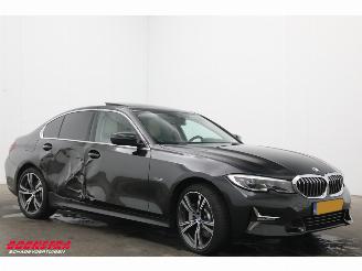 BMW 3-serie 330e High Executive HUD Pano Memory Camera SHZ Leder LED picture 2
