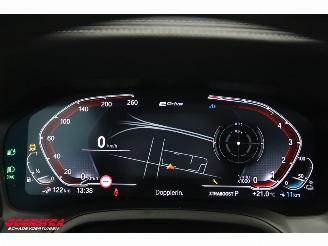 BMW 3-serie 330e High Executive HUD Pano Memory Camera SHZ Leder LED picture 37
