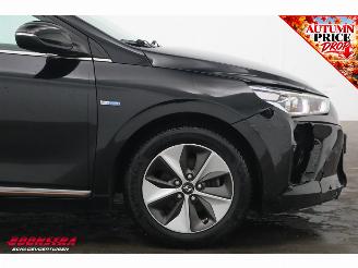 Hyundai Ioniq Premium EV Camera Infinity Pano Memory Audio Clima LED Navi picture 8