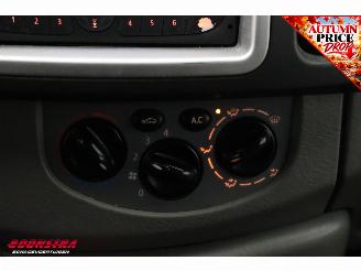 Opel Vivaro 2.5 CDTI L2H1 Cruise Airco AHK picture 15