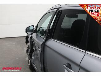 Mitsubishi Outlander 2.0 PHEV Business Edition 4x4 Camera AHK Clima Cruise Navi picture 15
