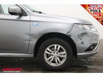 Mitsubishi Outlander 2.0 PHEV Business Edition 4x4 Camera AHK Clima Cruise Navi picture 5