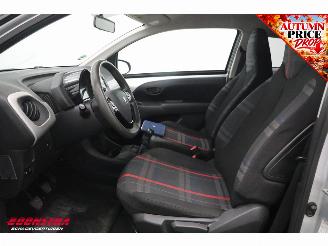 Peugeot 108 1.0 VTi Active Airco Bluetooth picture 11