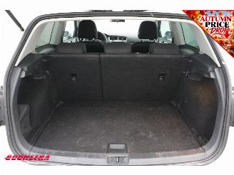 Volkswagen Golf 1.2 TSI Trendline 3-drs Airco picture 21